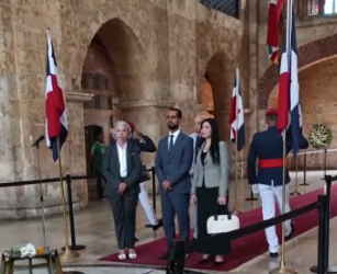 UNIREMHOS deposita ofrenda floral con motivo al natalicio Eugenio María de Hostos