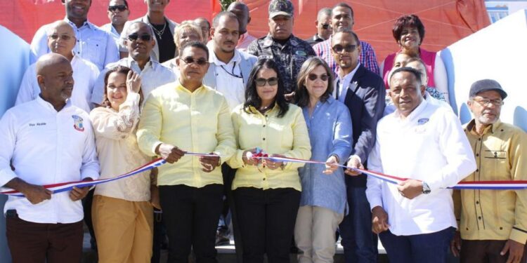 Alcaldía de Yaguate inauguró su indentificador fotográfico