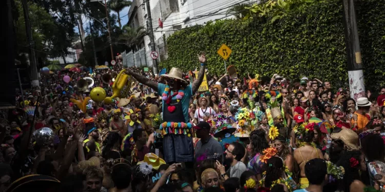 El Carnaval de Brasil finalmente renace en plena forma después de la pandemia