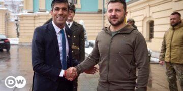 Volodimir Zelensky llegó a Londres y se reunió con el primer ministro británico Rishi Sunak