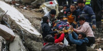 La cifra de víctimas por el terremoto en Turquía y Siria superó los 11 mil muertos