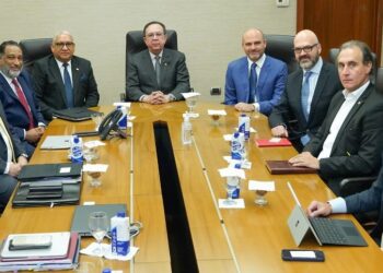 Valdez Albizu se reúne con ejecutivos de JPMorgan evaluar aspectos puedan estrechar lazos con el BCRD y el sector financiero de RD