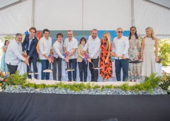 Abinader encabeza anuncio apertura de Katmandú Park, parque temático más moderno de Latinoamérica