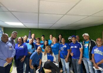 Movimiento Dominicanos por el Cambio juramenta directiva