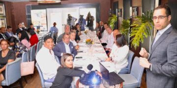 Adoexpo presenta un estudio sobre el impacto de las exportaciones en la economía nacional