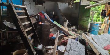 Cuatro personas muertas a causa de un terremoto de magnitud 5,4 en el este de Indonesia