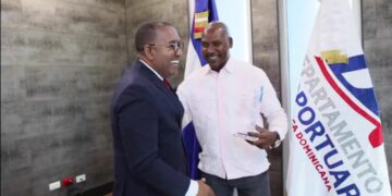 Reporteros gráficos reconocen trabajo de Víctor Pichardo, director del DA