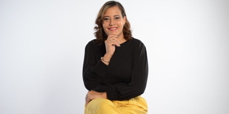 Rosa Sandoval Polanco lanza su libro "Ruta para tu libertad financiera"