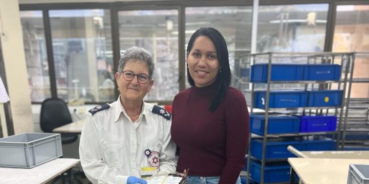 Lorenny Solano visita centro de donación de sangre más importante del mundo en Israel