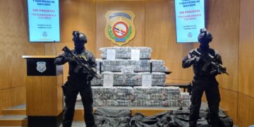 Ocupan 320 paquetes presumiblemente cocaína en operativos simultáneos en Caucedo y SPM