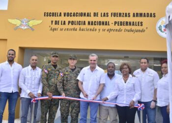 Presidente Abinader, MIDE y DIGEV inauguran moderna Escuela Técnico-Vocacional en Pedernales 