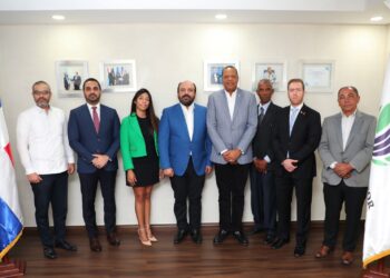 Ratifican a Eddy Alcántara como director ejecutivo de Pro Consumidor hasta el 2025