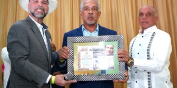 Reconocen exministro Agricultura por sus aportes al desarrollo del campo dominicano