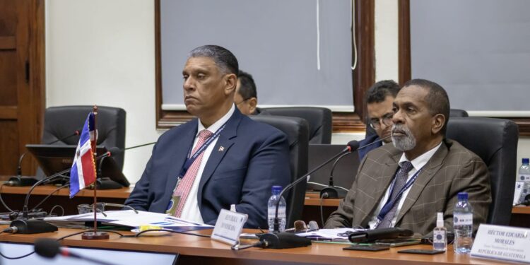 Gobiernos centroamericanos y del Caribe acuerdan enfrentar unidos el crimen organizado