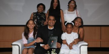 Noel de la Rosa con rotundo éxito pone en circulación su obra “La Mentira como estrategia psicosocial”