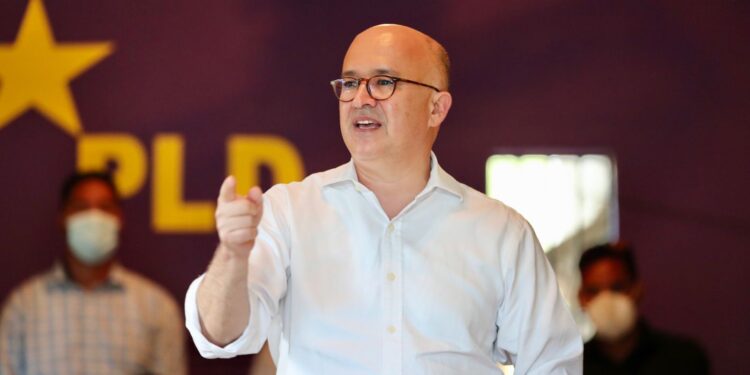 Domínguez Brito dice creación de un Ministerio de Justicia es un "invento" del gobierno