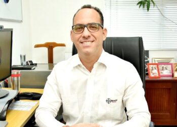 Adesinc saluda decreto permite importación de armas y municiones