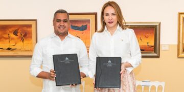 MINC e INPOSDOM firman acuerdo de colaboración