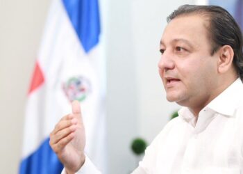 Abel Martínez: “Proyecto de ley muestra el sentimiento de traición a la Patria que habita en el Palacio Nacional”