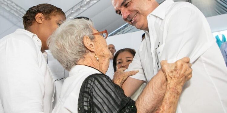 Presidente Abinader continuará este fin de semana programa inauguraciones en Bonao y Villa Altagracia