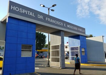 Especialista Moscoso Puello llama a no descuidar tratamiento epilepsia