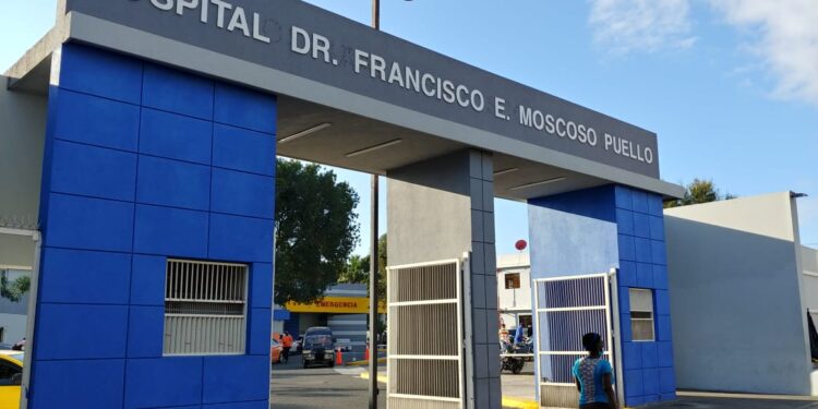 Especialista Moscoso Puello llama a no descuidar tratamiento epilepsia