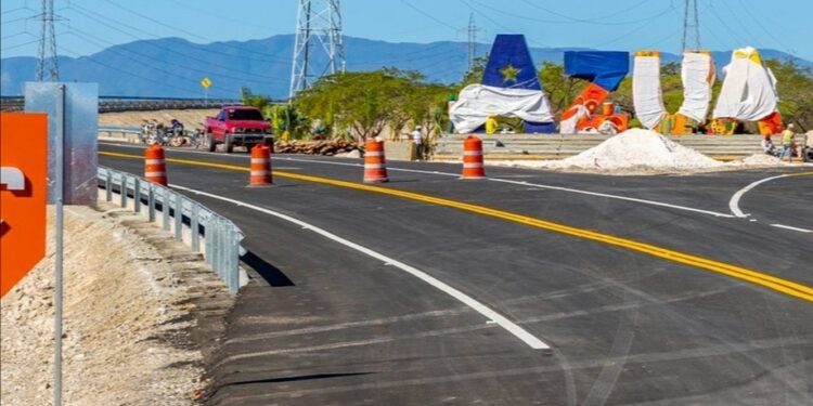 Presidente Abinader inaugura Circunvalación de Azua