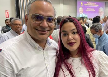 Regidora Amelia Núñez anuncia su apoyo a Jeffrey Infante