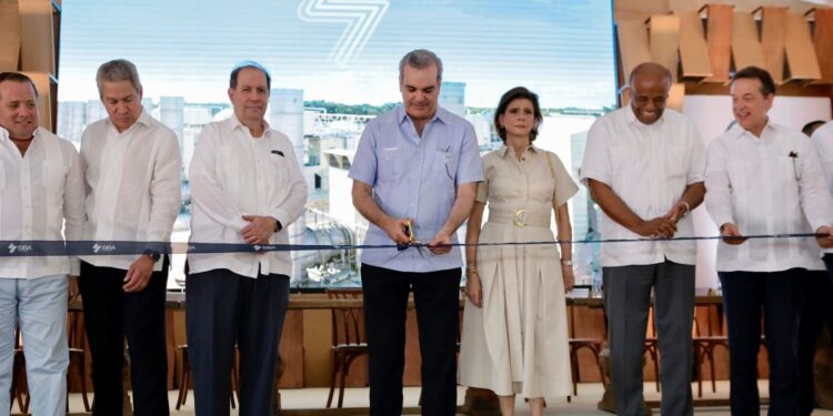 Inauguran SIBA Energy, central termoeléctrica a gas natural