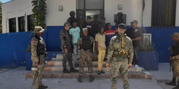 Capturan en Duvergé integrante de banda armada que ultimó a seis policías haitianos