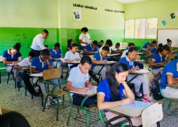 El Distrito 15-01 realiza Olimpíadas de Matemáticas 2022-2023