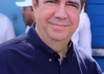 Francisco Javier García “Santiago es hoy un destino turístico gracias a las grandes transformaciones realizadas por Abel Martínez”