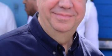 Francisco Javier García “Santiago es hoy un destino turístico gracias a las grandes transformaciones realizadas por Abel Martínez”