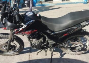 Policías de la región Enriquillo recuperan vehículos robados