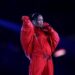 Rihanna anunció su segundo embarazo al finalizar su presentación en el Super Bowl