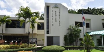 Colegio Médico extiende prórroga de su lucha contra las ARS una semana más