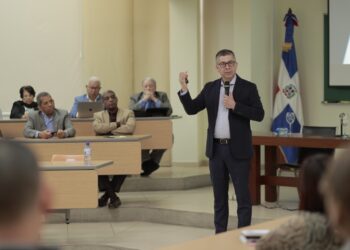 Comisión reforma educativa avanza para lograr nuevo perfil del policía 