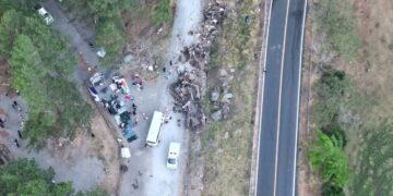 Un autobús de migrantes se desbarrancó en Panamá: Al menos 33 muertos y más de 20 heridos