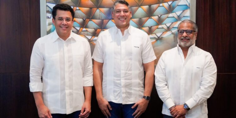 Arajet y Gobierno inician aplicación mecanismo no cobrar Tarjeta de Turismo a pasajeros y residentes legales