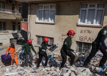 Sube a 8 el número de muertos por el nuevo terremoto entre Turquía y Siria