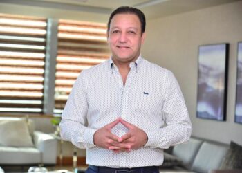 Abel Martínez contempla proyecto de ley para eliminar anticipo