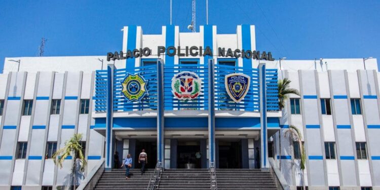 Policía Nacional apresa hombre por robo con rotura en residencia