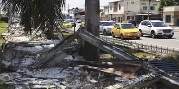 Ecuador Declara Estado de Excepción tras Terremoto