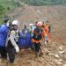 Sube a 30 muertos el balance del deslizamiento de tierra en Indonesia