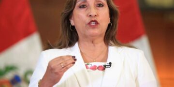 Fiscalía de Perú investigará a presidenta Boluarte por financiamiento ilegal