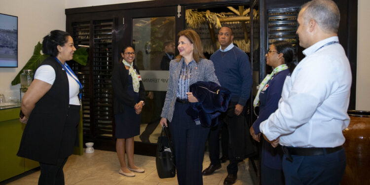 Vicepresidenta Raquel Peña viajará este martes a Panamá para participar en EXPOCOMER