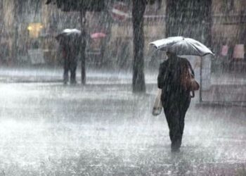 Algunos chubascos hasta primeras horas de la noche por débil vaguada