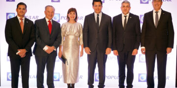 Popular celebra cóctel en la ITB de Berlín para impulsar el turismo