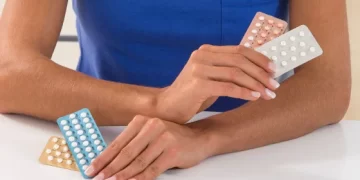 Todos los métodos anticonceptivos con hormonas aumentan el riesgo de cáncer de mama, según nuevo estudio