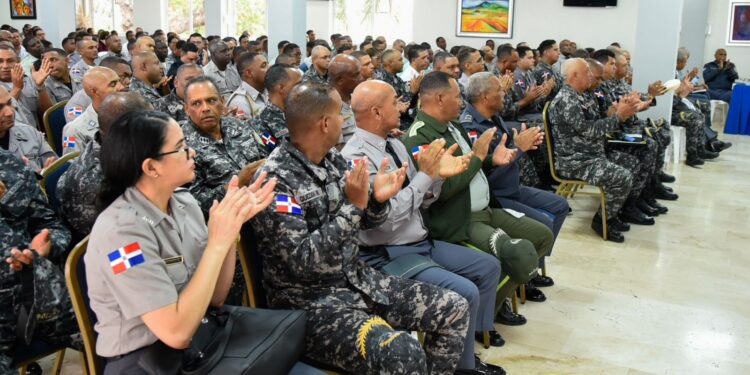Cientos de agentes continúan siendo impactados de manera positiva en torno a logros y avances de la Reforma Policial